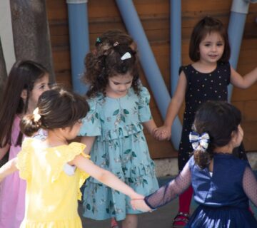 اهمیت دوستی در مهدکودک