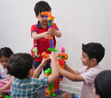 آموزش تعامل و کارگروهی به کودکان