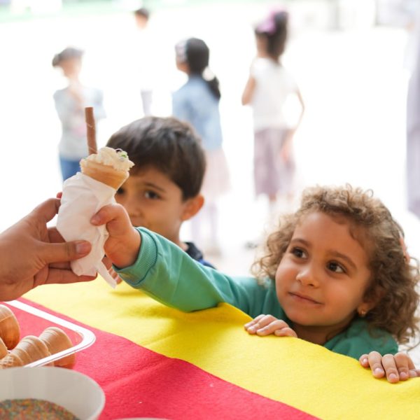 بستنی و جشن پاییز