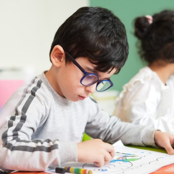 گروه جذب و استقلال